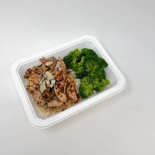 Nutty Sesame Chicken Bowl with Rice and Broccoli